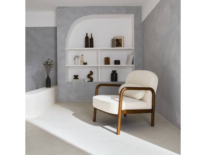 Fauteuil bouclette crème finition noyer clair