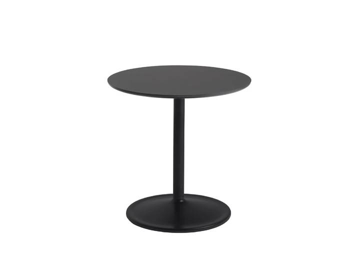 Muuto Table d appoint Soft Ø48cm Black nanolaminate H: 48 cm'