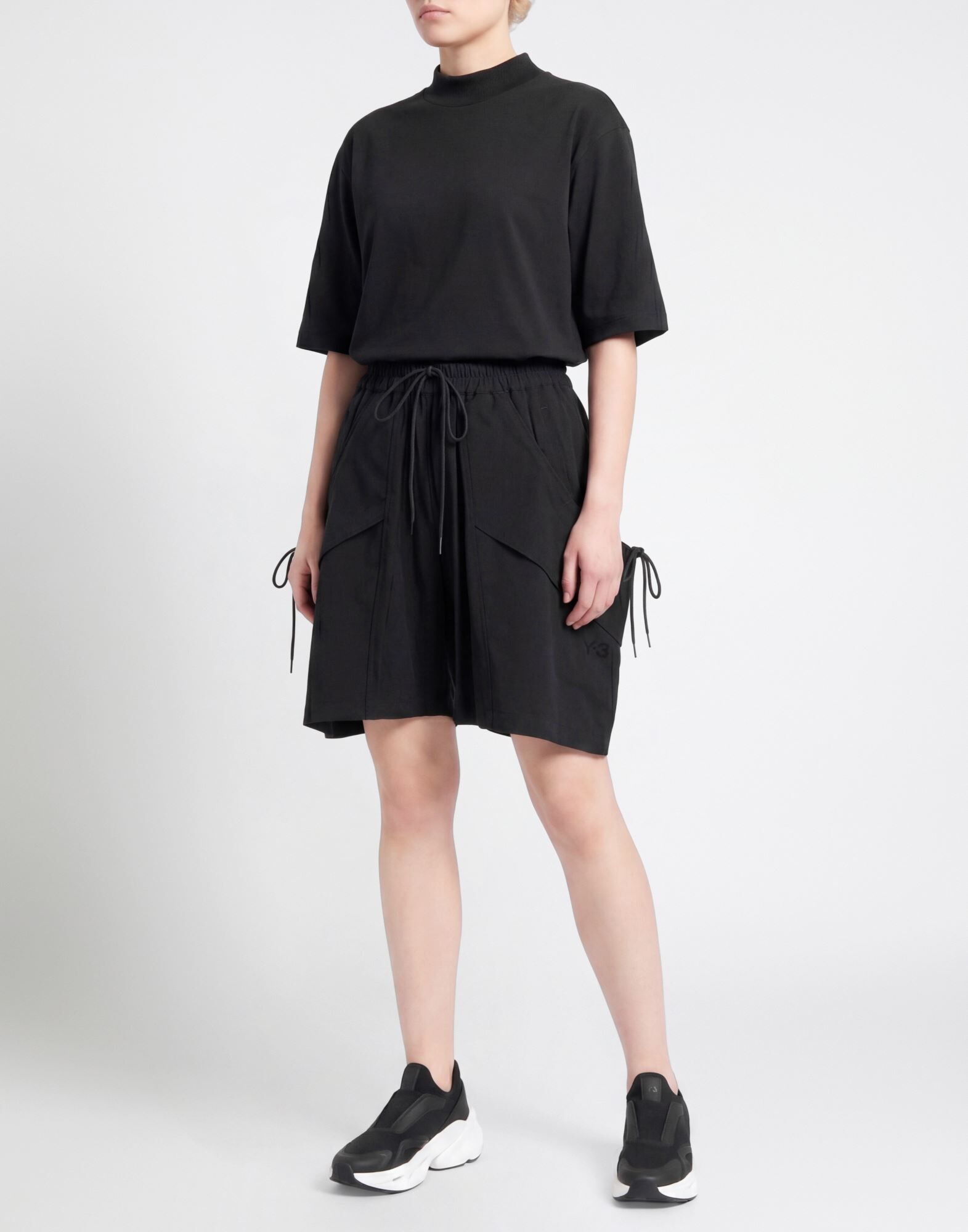 Y-3 Pantalones cortos y bermudas Mujer Negro XXS Mujer