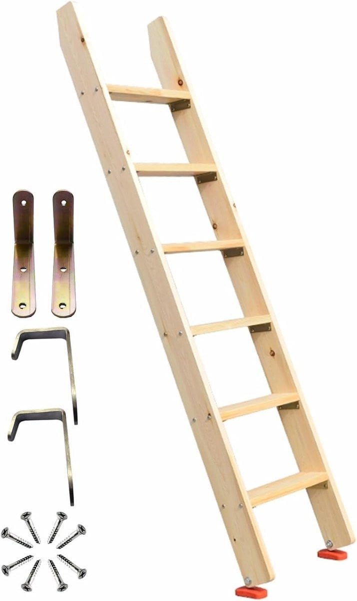 Houten ladder voor stapelbed met extra brede treden in natuurlijk hout