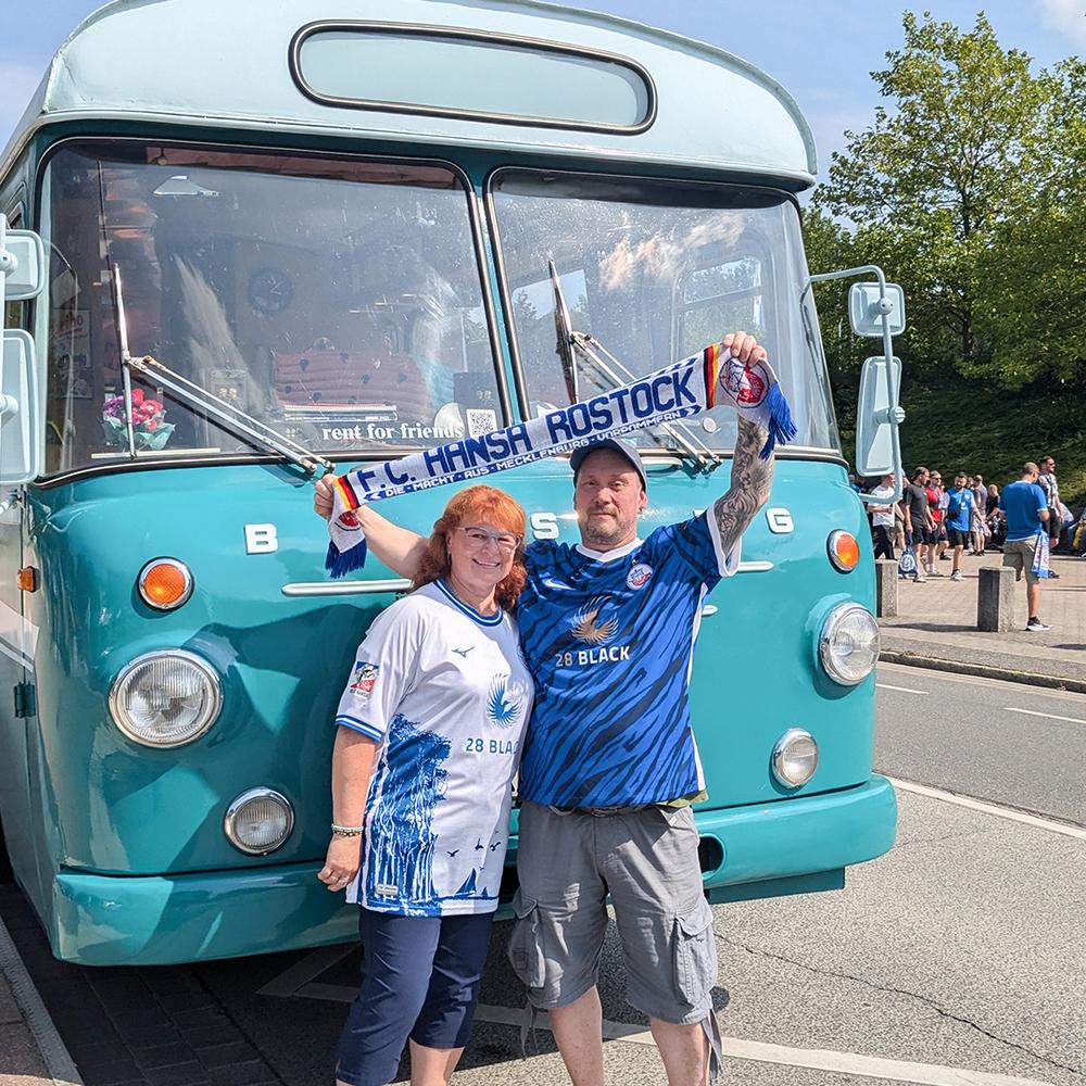 mydays Weintour mit Oldtimerbus für 2 Rostock (2 Std.); Erlebnis verschenken oder selbst erleben; Gutschein für 2 Person(en)