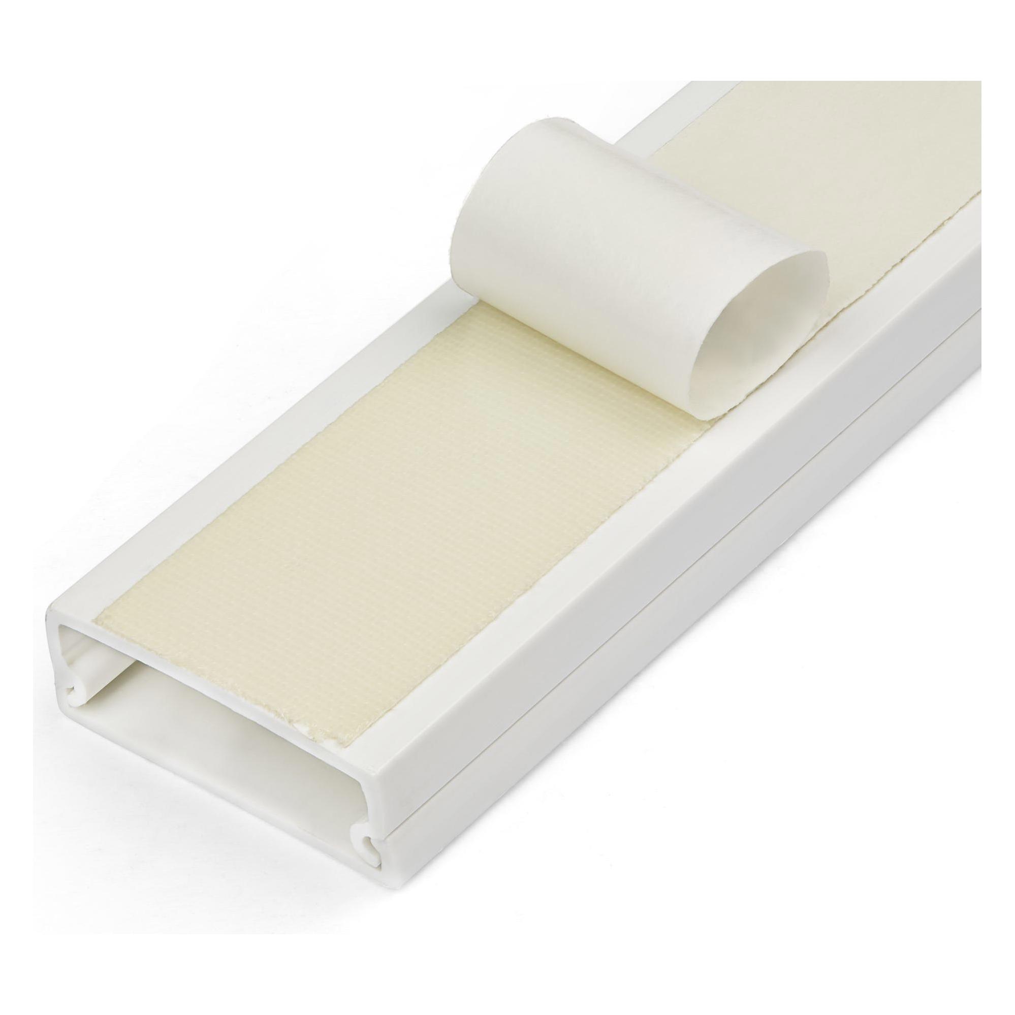 StarTech Solid Cable Management Raceway with Adhesive Tape & Cover, 1-1/4"(32mm)W x 3/8"( (Kabelkanal, 100 cm) (CBMWWD3211)