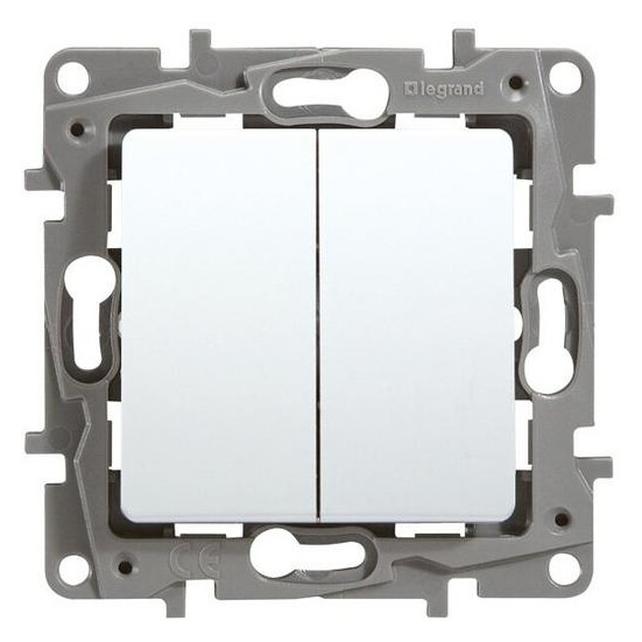Legrand Niloe Doppelwechselschalter 664702 10AX mit Steckklemmen ohne Spreizkralle (664702)