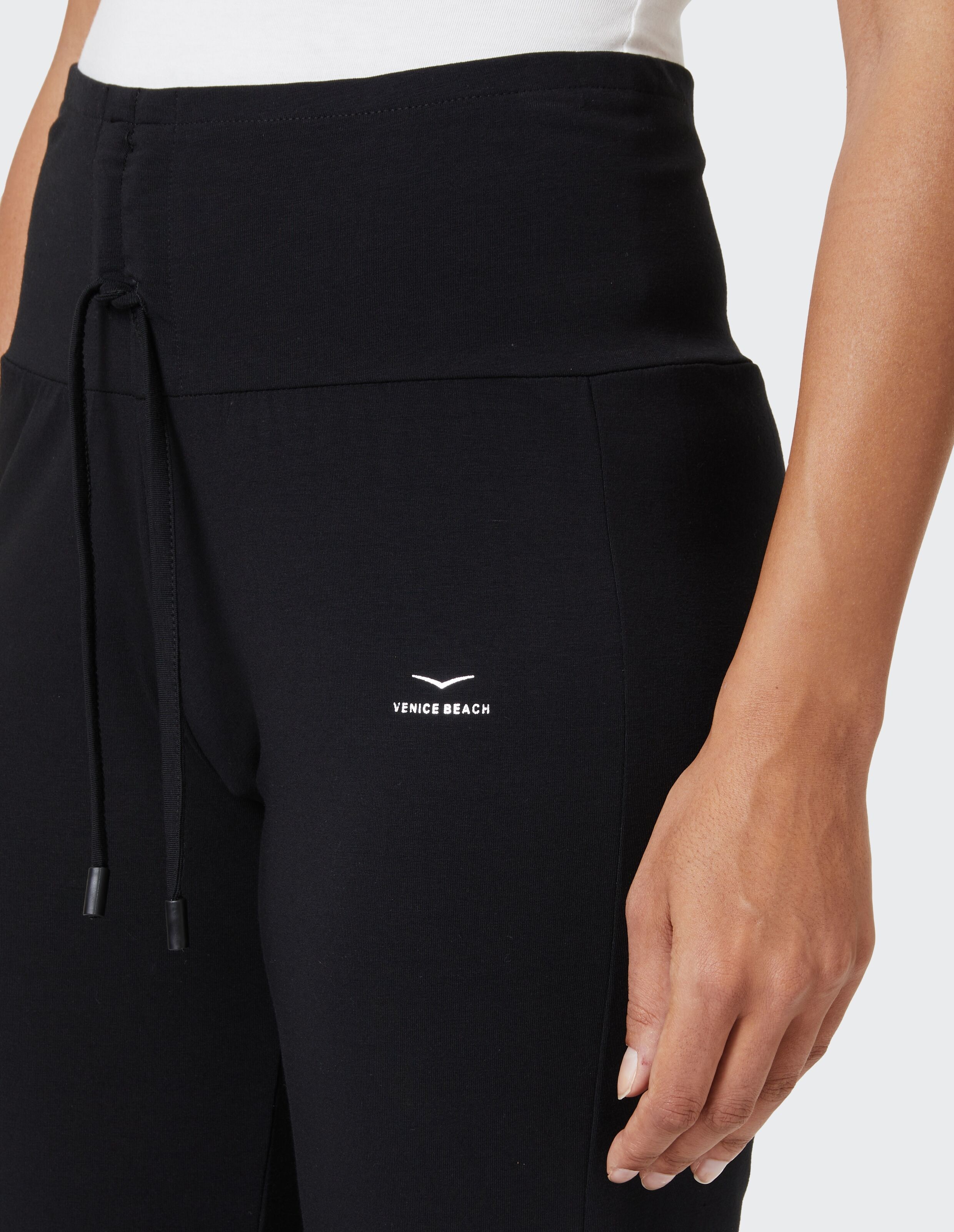 Yogahose VENICE BEACH "UMA", Damen, Gr. L (42), N-Gr, schwarz, Obermaterial: 47% Baumwolle, 47% Modal, 6% Elasthan, Hosen Yogahose, schwarze Grundfarbe, aus Baumwolle, Modal und Elasthan schwarz L (42), N-Gr