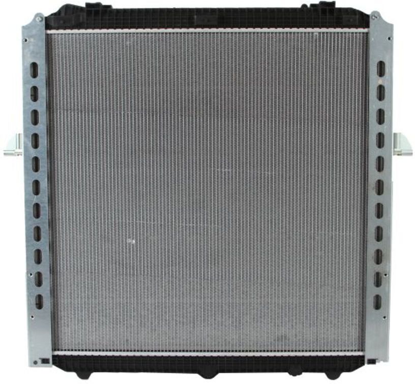 Kühler NISSENS 67175