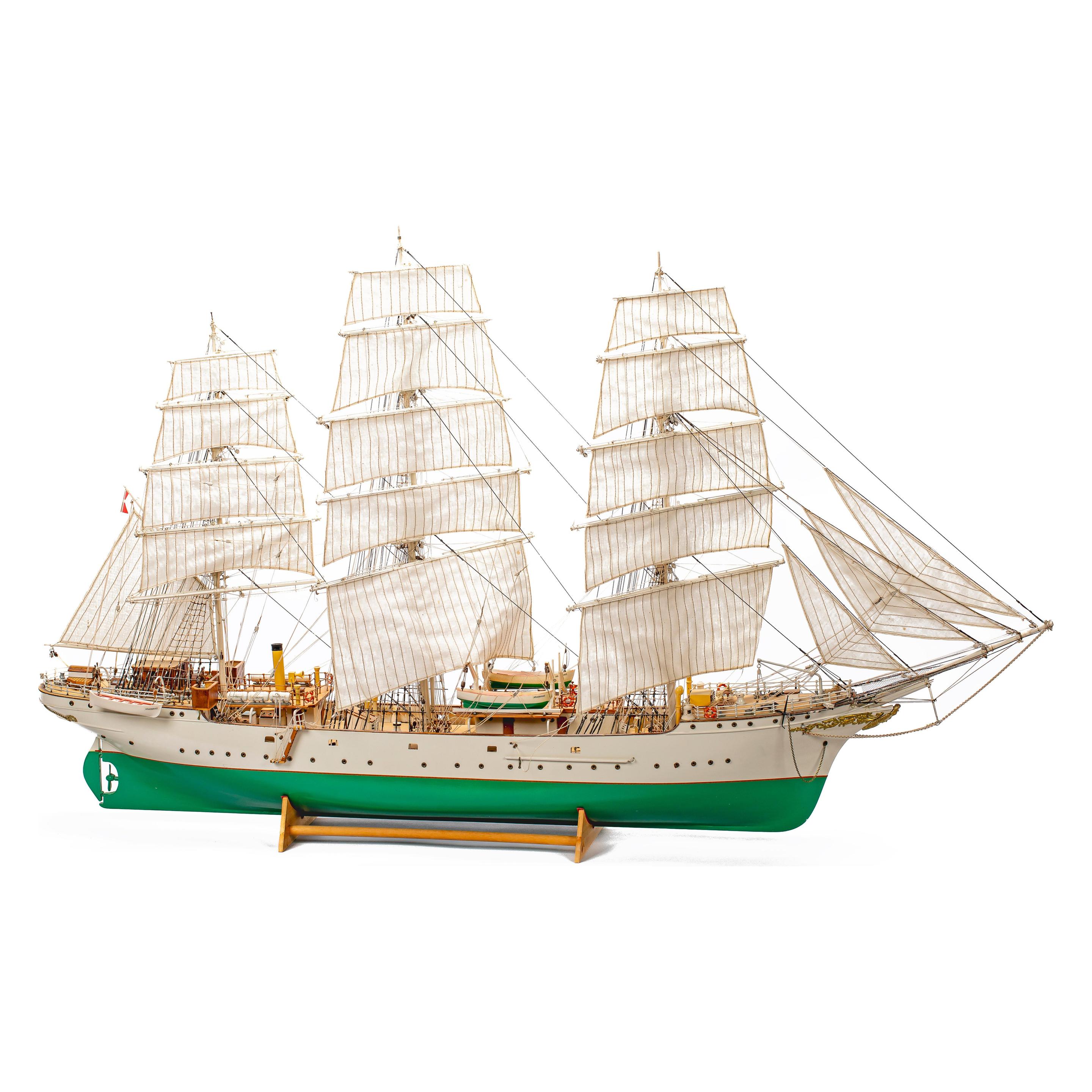 Billing Boats Danmark Special Edition Wooden Hull - (438756) (438756)