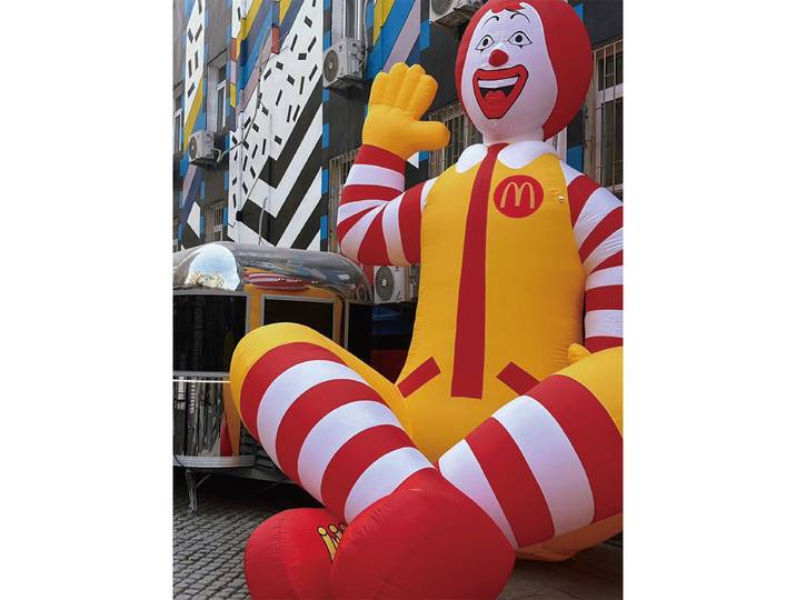 Clowns gonflables avec souffleurs, modèles d'air pour festival de noël, accessoires de décoration pour événements carrés et centres commerciaux en plein air
