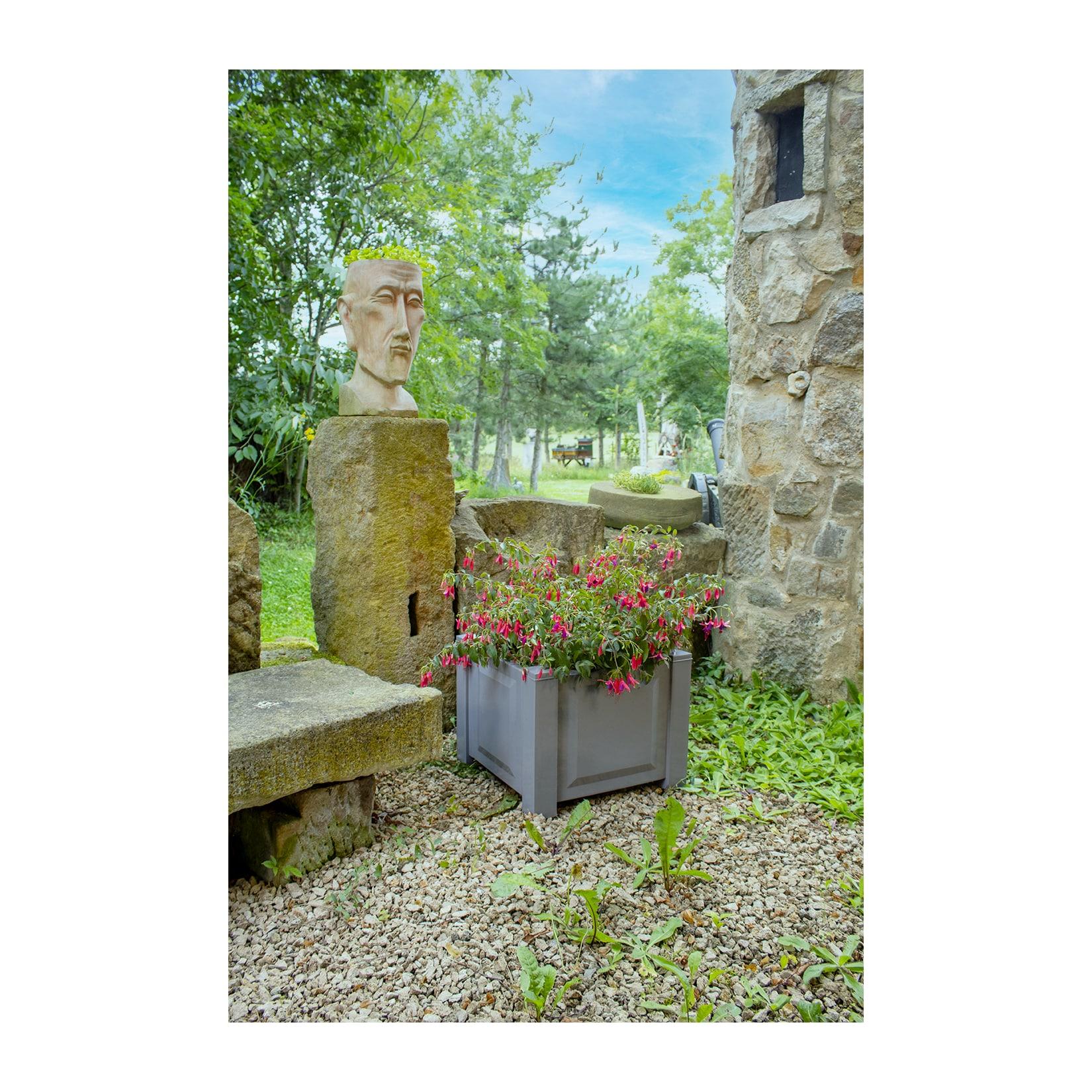 Pflanzkasten quadratisch, grau