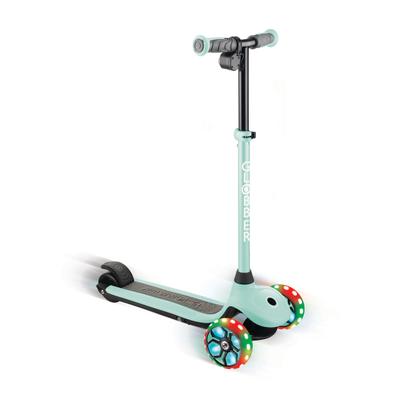 E-Scooter GLOBBER "ONE K E-MOTION 4 PLUS, mit Leuchtrollen", grün (mintgrün), RollerB:29cm L:62cm, B:29cm L:62cm