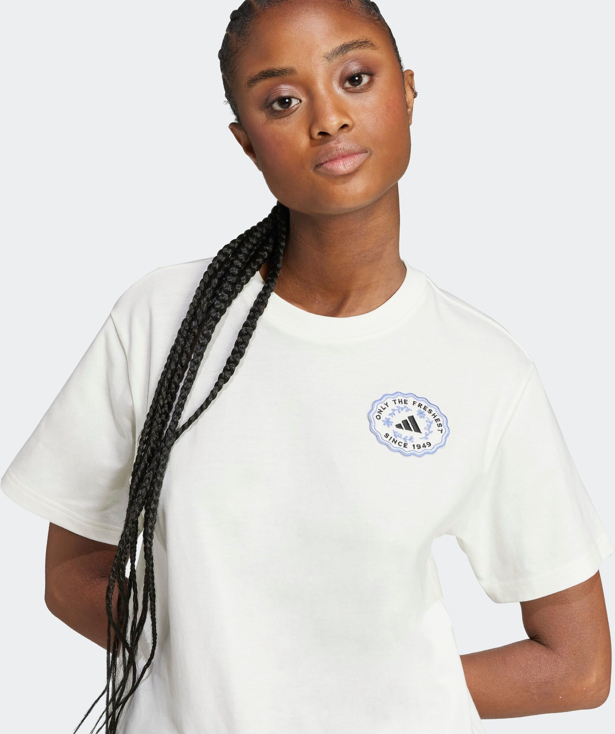 T-Shirt ADIDAS SPORTSWEAR "FARMERS MARKET GRAPHIC", Damen, Gr. L, weiß (sanftes weiß), Obermaterial: 100% Baumwolle, Shirts T-Shirt, sportlicher Stil, kurze Ärmel, für Laufen geeignet