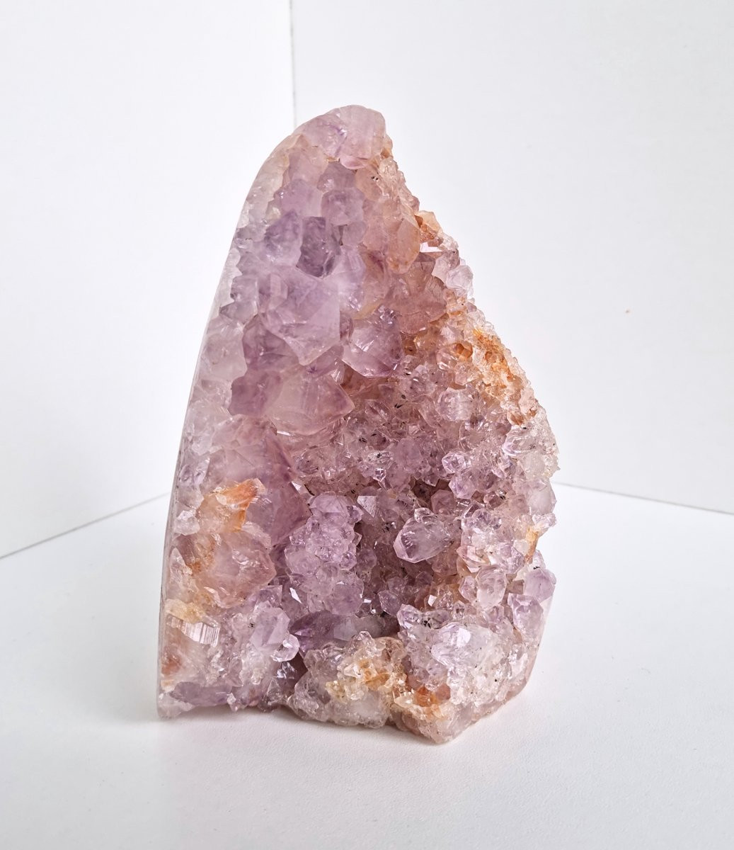 ThaleiaDesign Roze Amethist Freeform op Standvlak