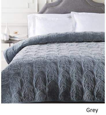 Allman Solid Medallion Cotton Quilt