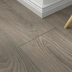 Laminat Rutherford Oak – inkl. Dämmung & Fußleisten