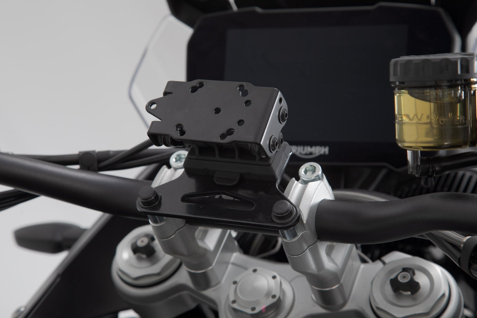 SW-Motech Navi-Halter am Lenker - Schwarz. Honda / Suzuki / Triumph-Modelle. GPS.11.646.10202/B