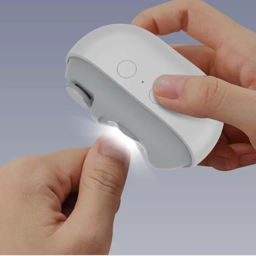 INF Multifunktionaler Elektrischer Nageltrimmer & Polierer mit LED-Licht