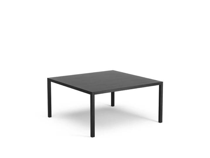 Swedese Table de salon Bespoke lasuré noir, h.40 cm