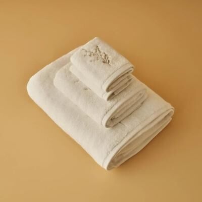 Bella Maison Exclusive Floral Embroidered Cotton Towel Set (4 Piece)