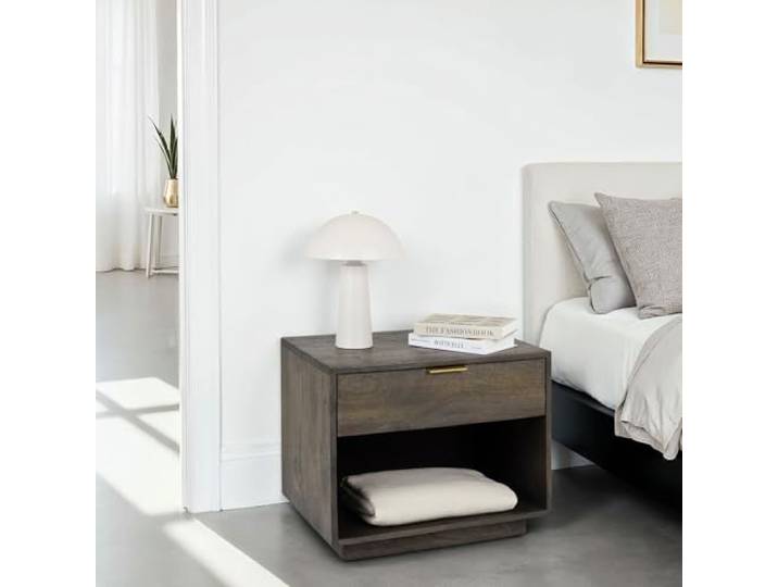 IDIMEX Nachttisch Bora aus massivem Mangoholz, Braun - Design Nachttisch mit 1 Schublade, Beistelltisch Massivholz, Ablagetisch moderner Stil, pflegeleicht und robust.