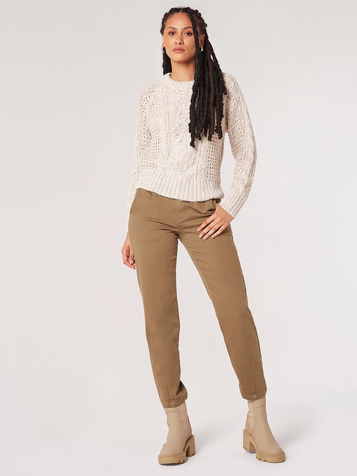 Apricot Pullover in Beige - XL