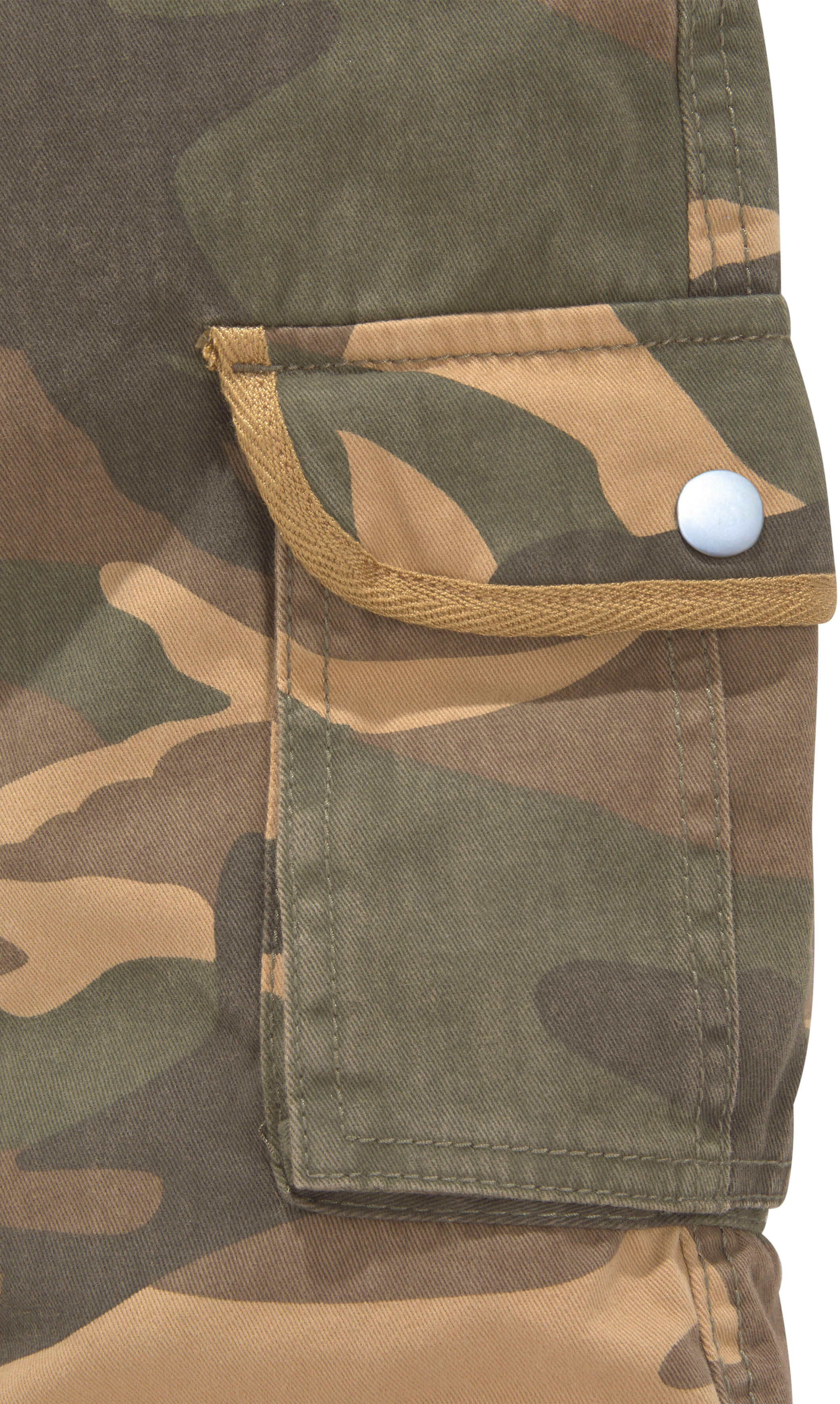Shorts KIDSWORLD "2tlg. Bermudas mit Gürtel", Jungen, Gr. 182, N-Gr, braun (braun tarnfarben), Web, Obermaterial: 100% Baumwolle, tarnfarben, bequem, Hosen Shorts, mit Textilgürtel braun tarnfarben 182, N-Gr