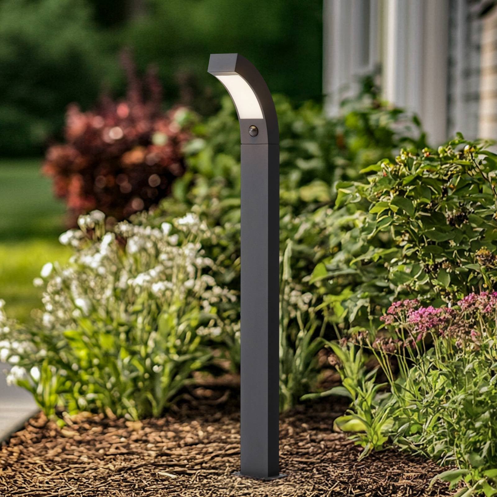Lucande Lennik LED tuinpadverlichting met bewegingssensor, antraciet/zwart, aluminium, Hoogte: 100 cm