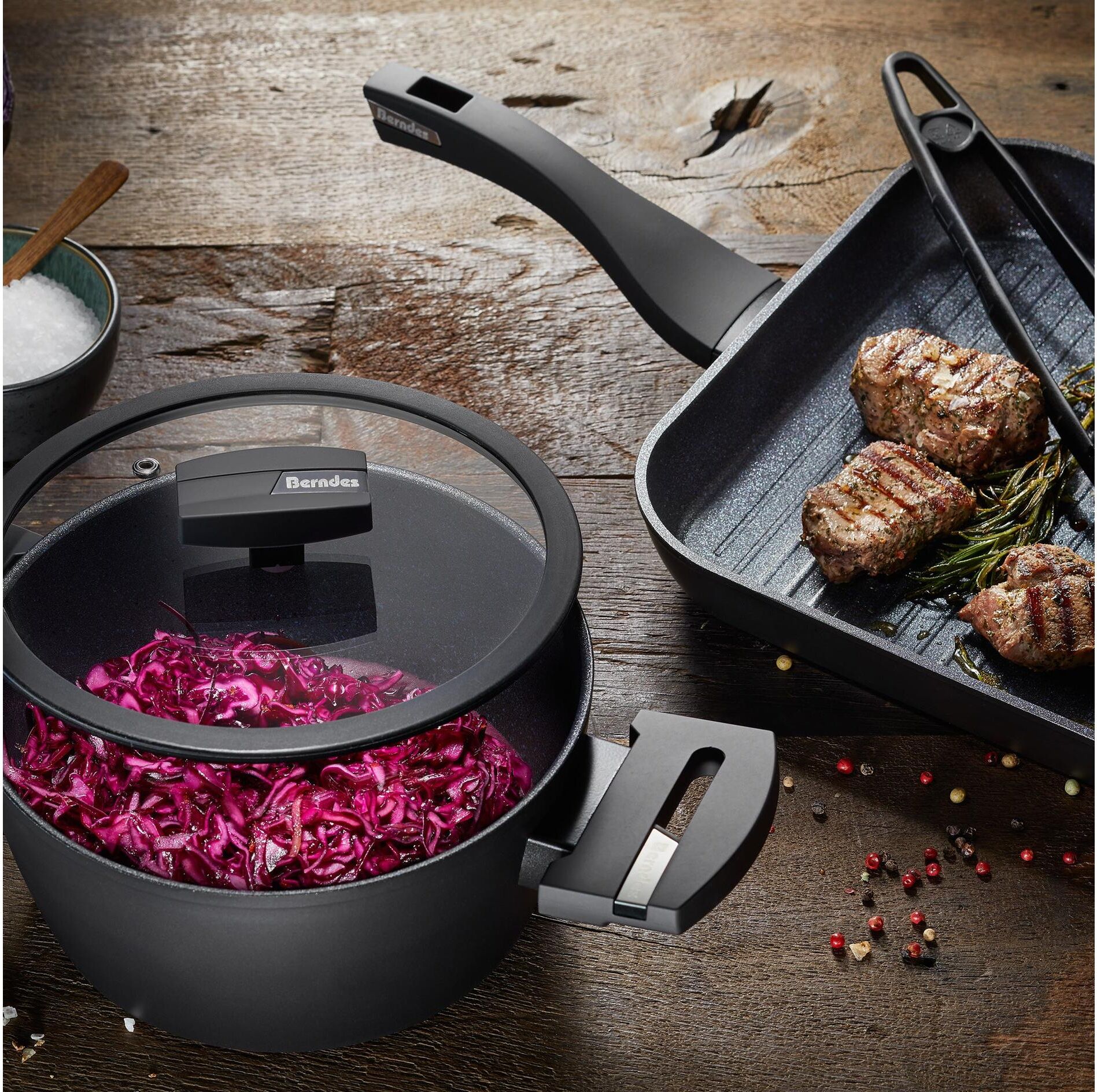 Grillpfanne BERNDES "Enduro 28 cm ohne Deckel", schwarz, H:4,6cm Ø:28cm, Pfannen, Grillpfanne schwarz Ø 28cm + Höhe 4,6cm