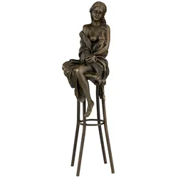 Moritz Bronzefigur Frau auf einem Barhocker Höhe 27 cm 0,8 kg Skulptur Statue Antik