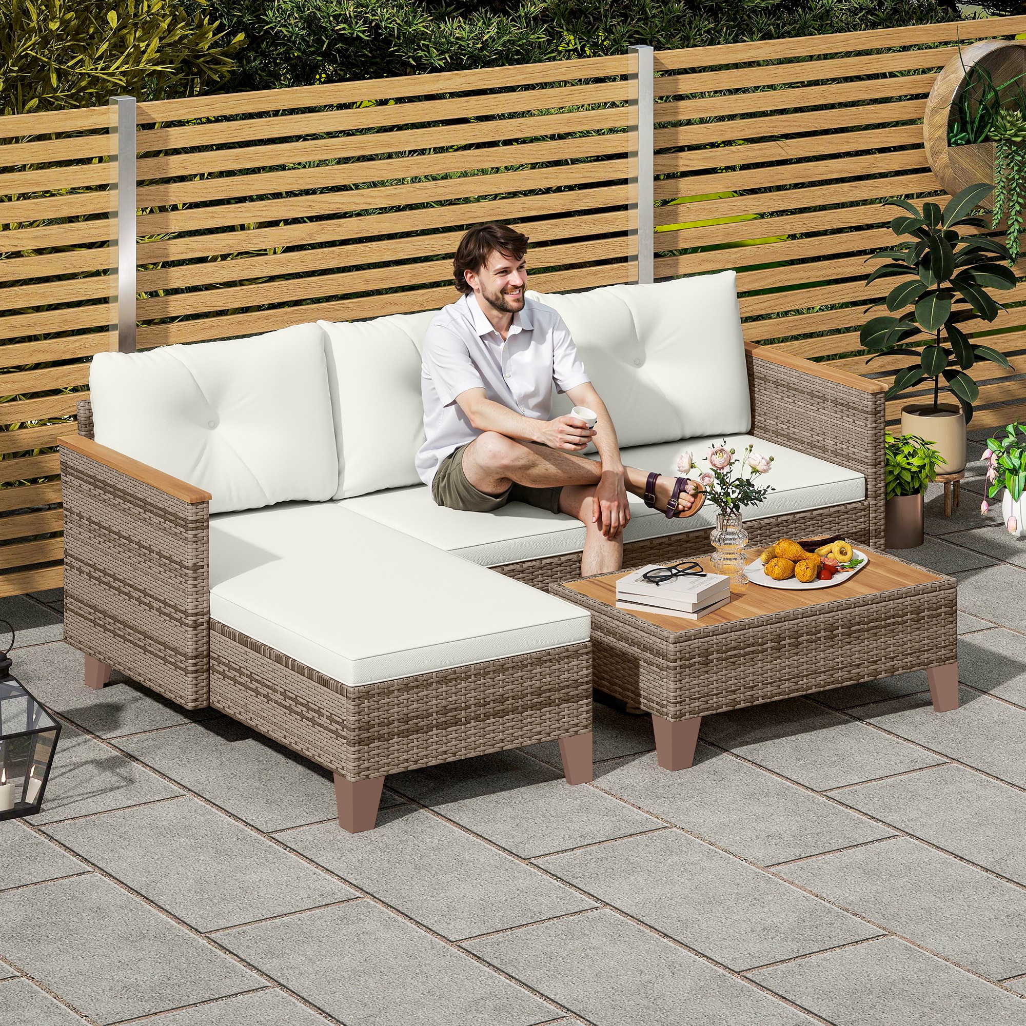 Outsunny Salotto da Giardino in Rattan PE con Divano 2 Posti, Chaise Longue e Tavolino da Caffè, Crema