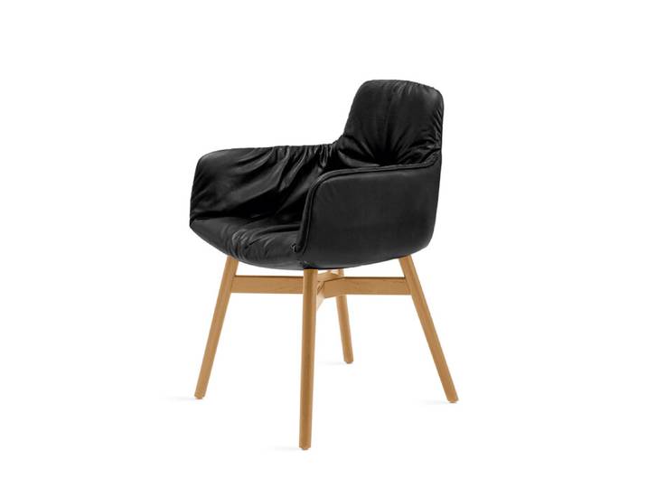 Esstischstuhl Leya Freifrau braun, Designer Hoffmann Kahleyss Design, 58x86x59 cm