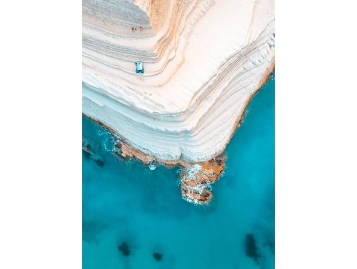 STYLER Leinwandbild Clean Coast 60x80 cm – Luftaufnahme weißer Küstenformation & türkisfarbenes Meer – Modernes Natur-Wandbild