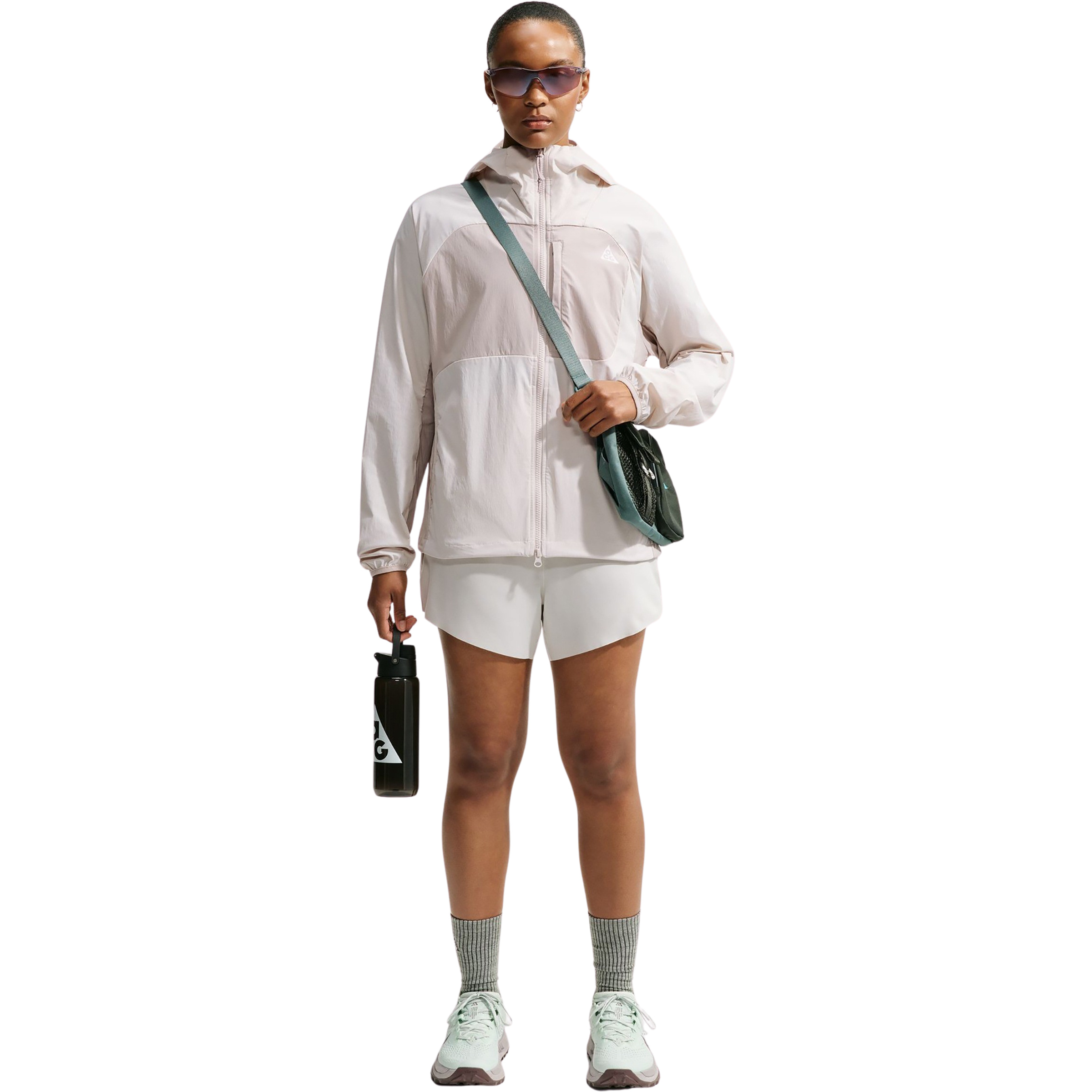 Nike ACG Five Towers Damen Windbreaker weiss Größe XS Trekking Klein verpackbar