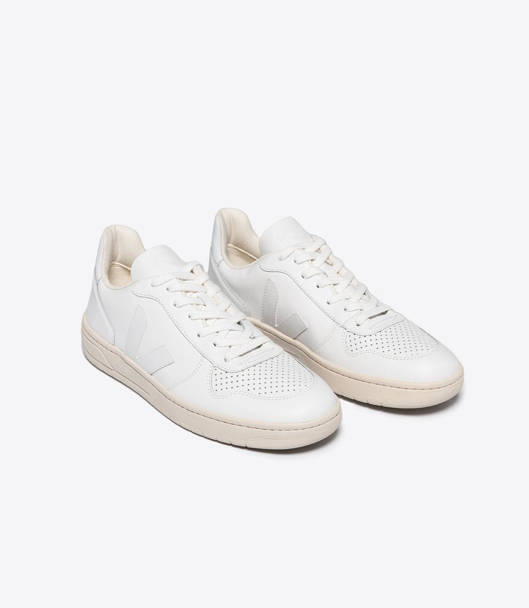 VEJA V-10 LEATHER WHITE - SIZE 3