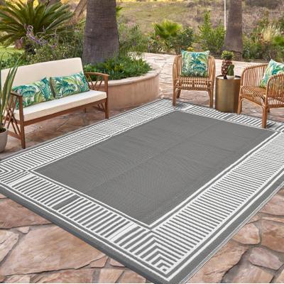 Garvee Waterproof Modern Bordered Stripes Outdoor Rug