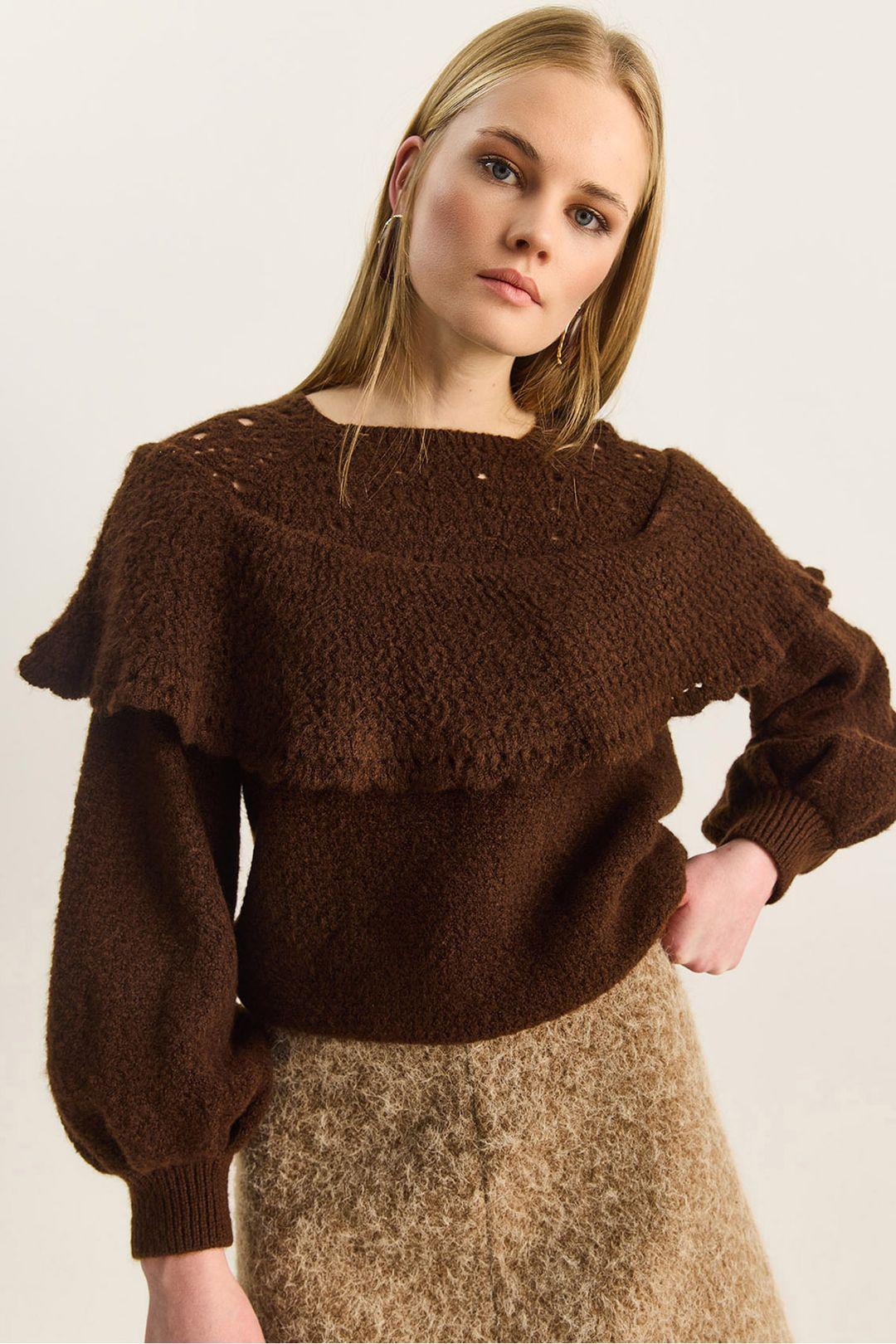 Rippstrick Bootsausschnitt dicker Pullover mit Rüschen-Detail
