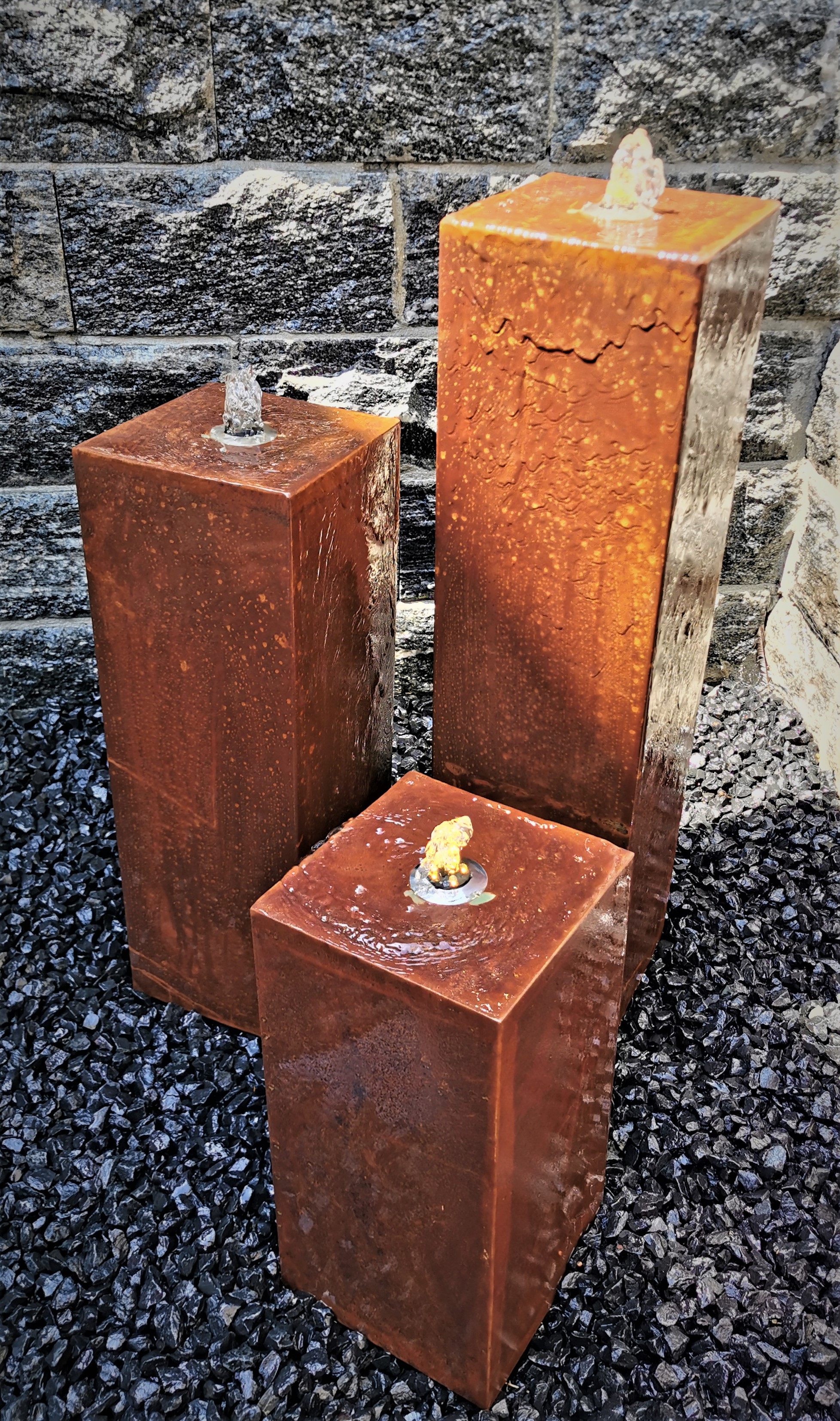 Säulenbrunnen Wasserspiel eckig 3er-Set Cortenstahl 80/60/40 x 20 cm Komplettset
