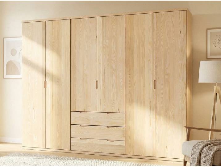 Drehtürenschrank „Romana“ Esche 6-türig Massivholz Esche