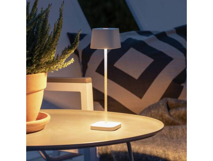 Konstsmide LED-Akku-Tischleuchte Capri, Höhe 25 cm, weiß, IP54, dimmbar, weiß / opal, für Wohn- / Esszimmer, Aluminium, Modern