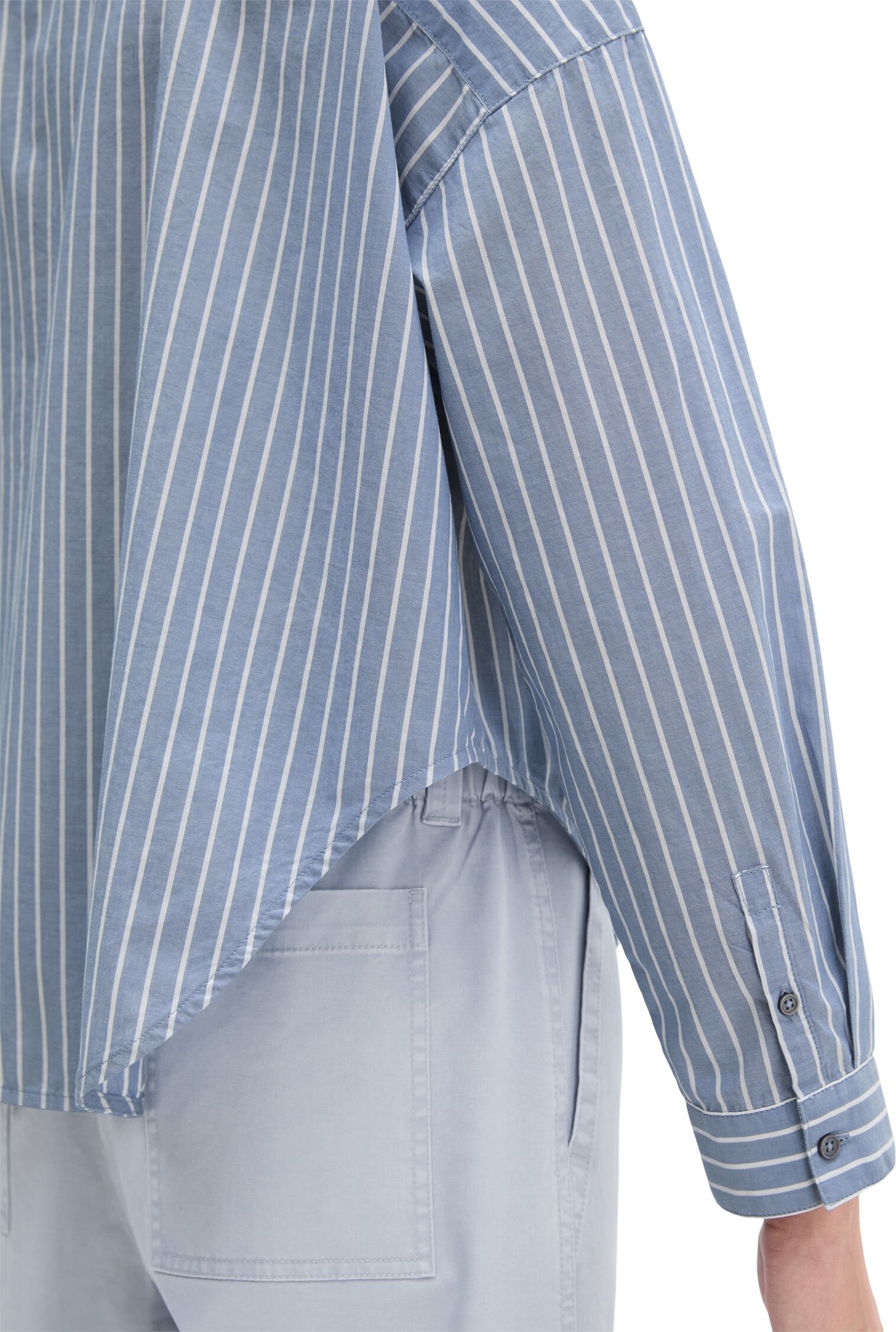 Marc O' Polo Hemdbluse MARC O'POLO, Damen, Gr. 44, blau (multi, fall sky), Web, Obermaterial: 100% Baumwolle, loose fit hüftlang, 1-Knopf-Manschette, Blusen Hemdbluse, bequem weite Form, garngefärbter Chambray, Kentkragen multi, fall sky 44