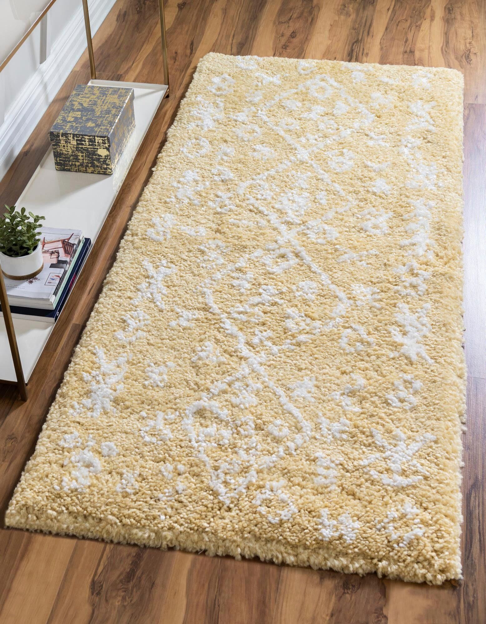Hochflor-Teppich "Temara Shag, LAGERRÄUMUNG", gelb (gelb, elfenbeinfarben), B:79cm H:51mm L:305cm, Polypropylen (PP), MYFLAIR MÖBEL & ACCESSOIRES, Teppiche, Hochflor-Teppich, gewebt, Scandi Design, ideal im Wohnzimmer & Schlafzimmer gelb, elfenbeinfarben 