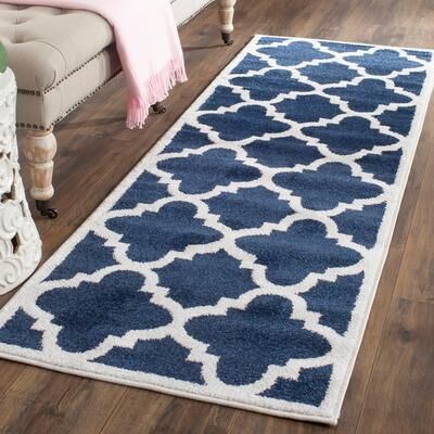 SAFAVIEH Amherst Blanch Modern Rug