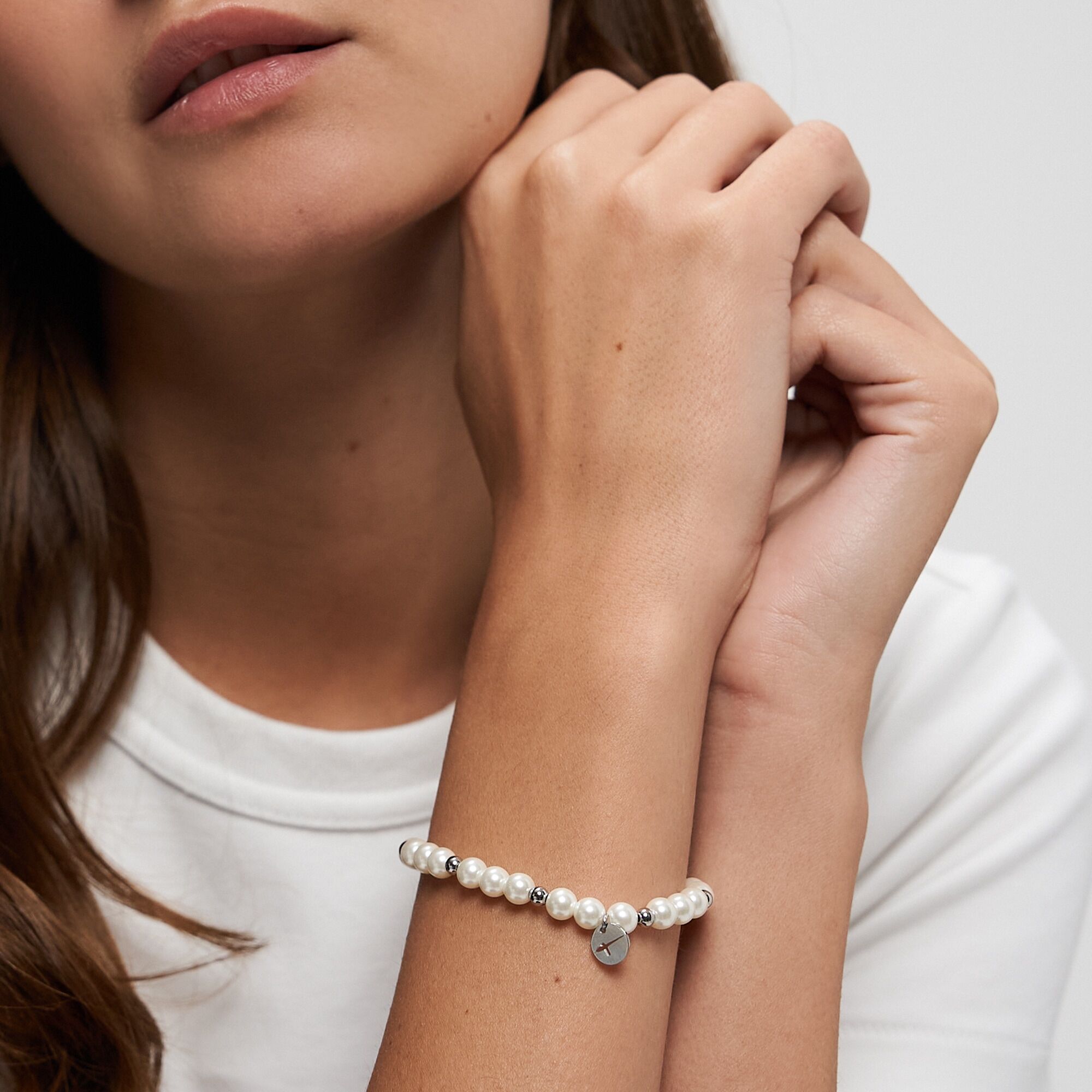 Armband TAMARIS "Schmuck Geschenk Edelstahl Armkette", silberfarben, weiß, Armbänder, Damen, 18cm, Edelstahl, Armband, mit verschiedenen Farbsteinen oder Glasperlen
