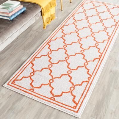SAFAVIEH Amherst Norma Modern Rug
