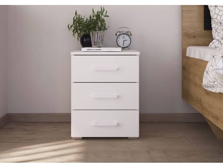 Nachtkommode RAUCH Maika , weiss (alpinweiß), B:40cm H:52cm T:40cm, Holzwerkstoff, Sideboards, Nachtkommode, 3 Schubladen mit grosszügigem Stauraum
