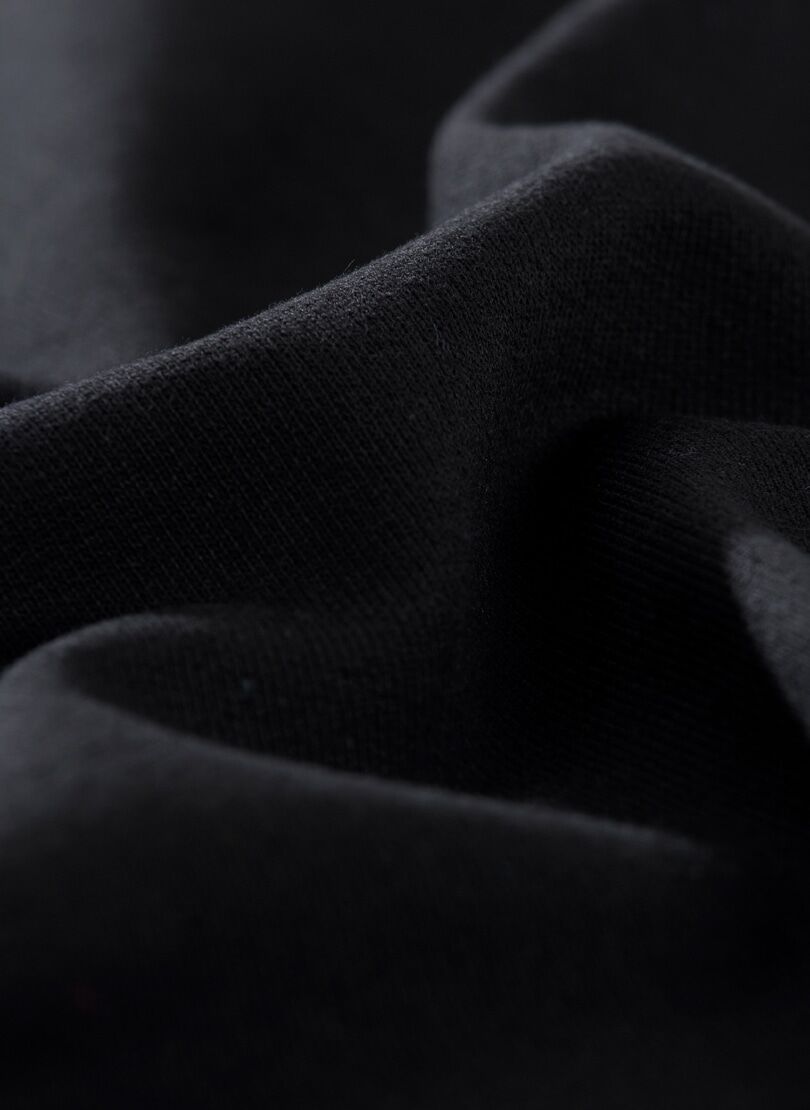 Sweathose TRIGEMA "TRIGEMA Jogginghose aus Biobaumwolle", Damen, Gr. XL, Normalgrößen, schwarz, Sweatware, 75% Baumwolle (Biobaumwolle kbA), 25% Baumwolle (recycelt), Basic, Hosen Sweathose