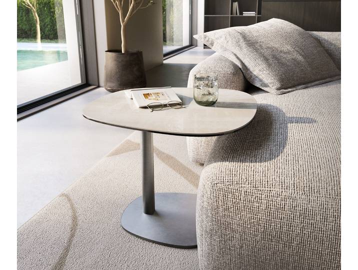 Beistelltisch Edge Boot 60x60 cm Keramik Onyx Champagne Eleny Edelstahl gebürstet, Beistelltische