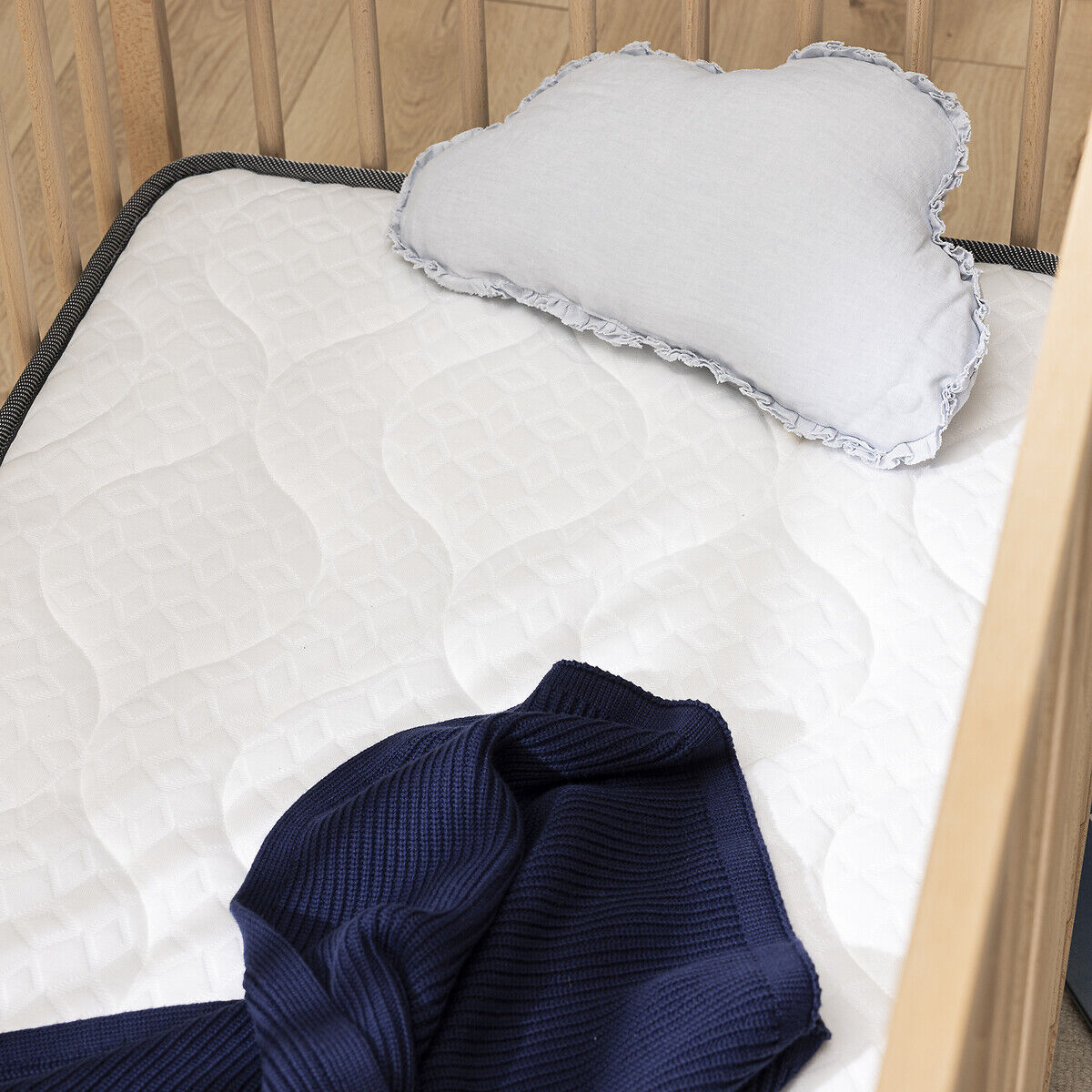 Matelas bébé mousse Bultex® nano, soutien ferme, accueil ferme, TICHOU BÉBÉ