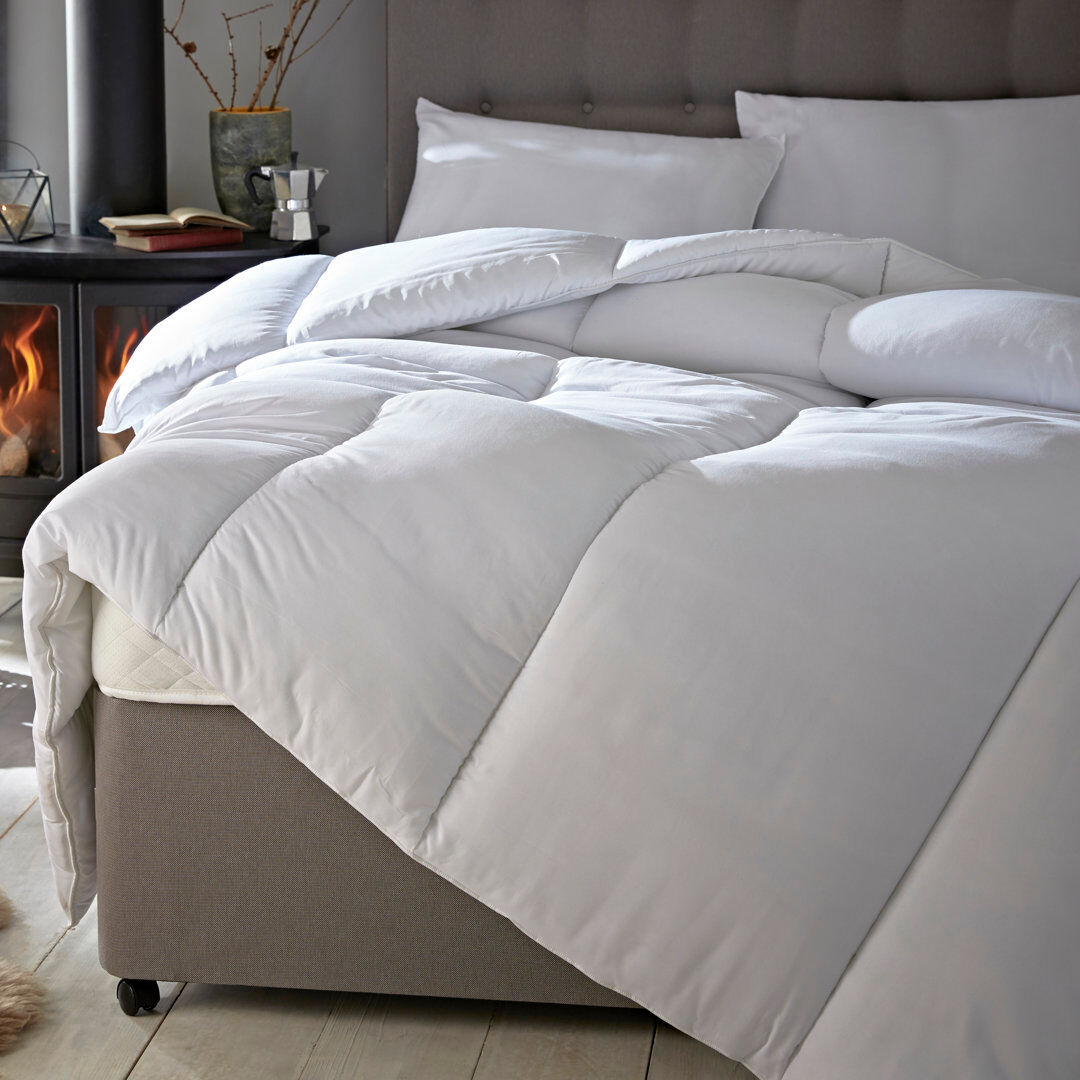 Silentnight Warm and Cosy 15 Tog Winter Extra Warm Duvet White Kingsize