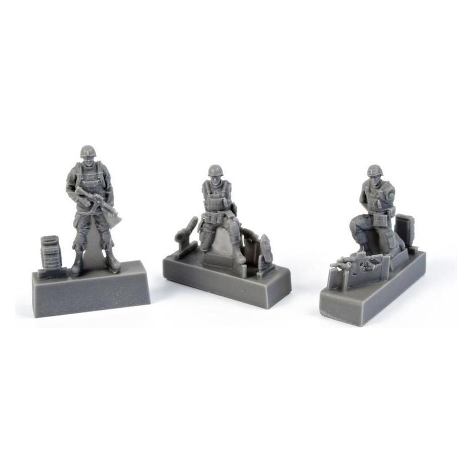 CMK Two Kneeling Soldiers and Commanding Officer,US Army Infantry Squad 2nd Division (129-F72343)