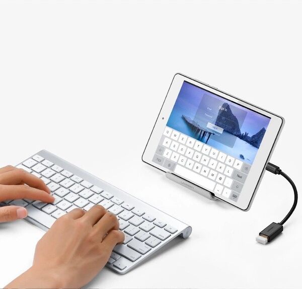 UGREEN USB-C to USB 3.0 OTG Adapter - Data Cable