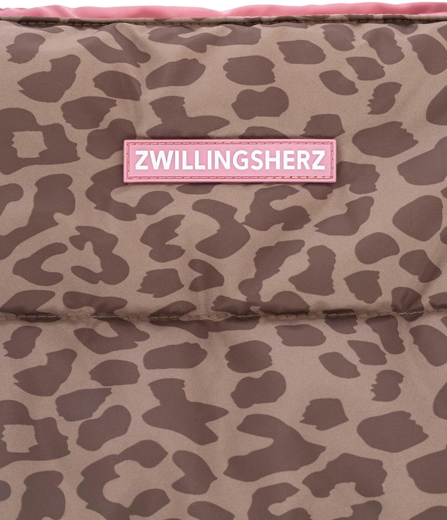 Shopper ZWILLINGSHERZ "Leo allover", Damen, Gr. B/H/T: 50cm x 35cm, braun (taupe), Polyester, Taschen Shopper, allover Animalprint, pinkes Logo, langer Schulterriemen, geräumig taupe B/H/T: 50cm x 35cm
